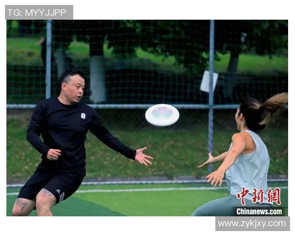 王磊专访:飞盘旅程中的挑战与成长分享 王磊专访:飞盘旅程中的挑战与成长分享